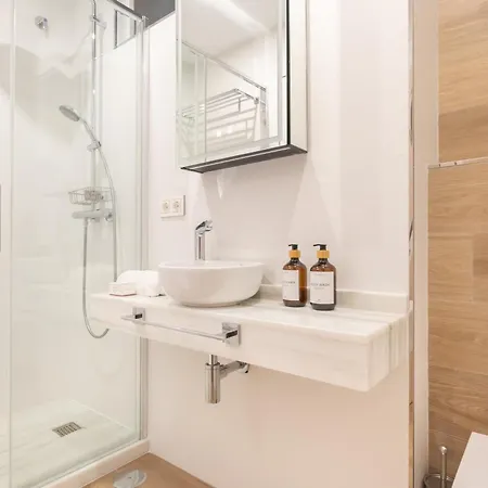 Downtown Near The - Happy Эстепона