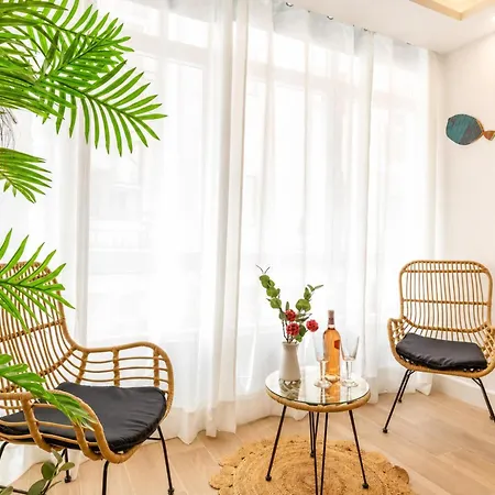 Apartman Downtown Near The - Happy *