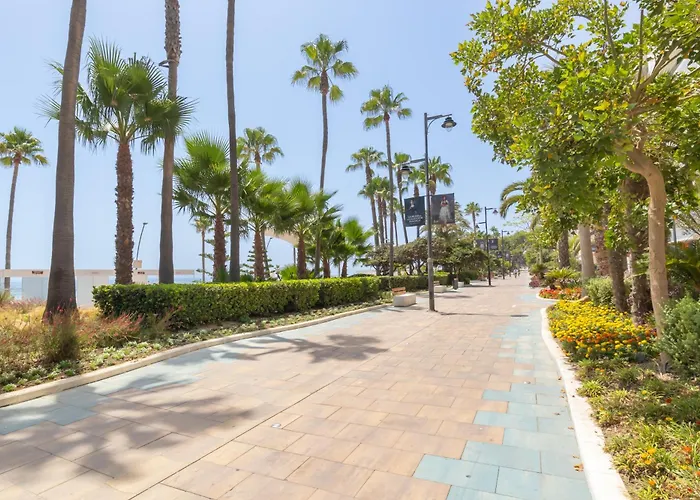 Apartamento Downtown Near The - Happy Estepona